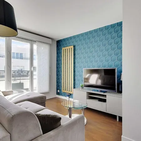 Super Flat With Balcony Levallois-Perret